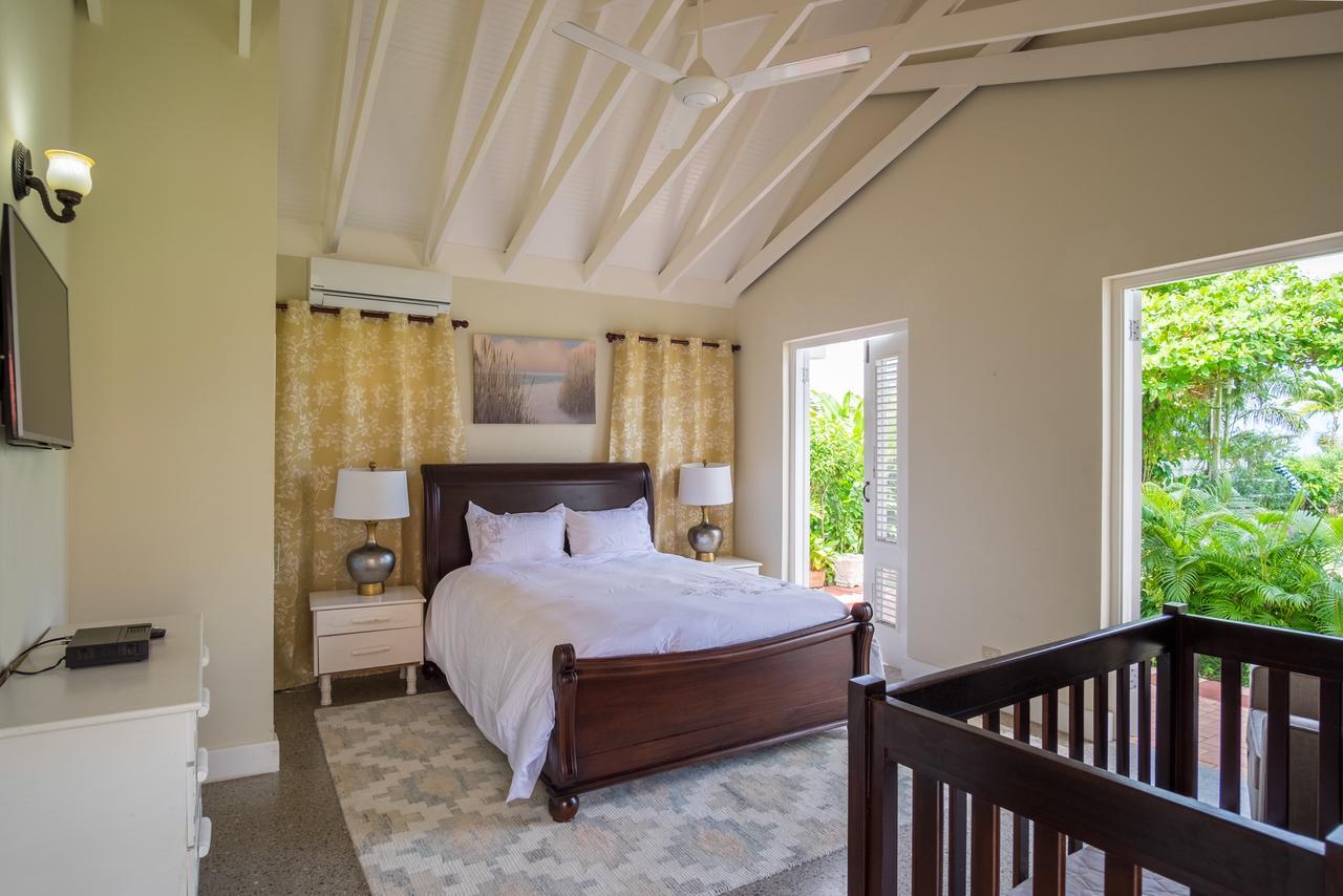 Sunspot Villa Runaway Bay Εξωτερικό φωτογραφία
