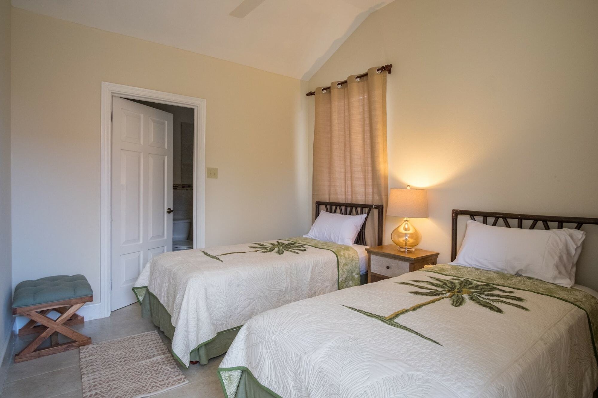 Sunspot Villa Runaway Bay Εξωτερικό φωτογραφία
