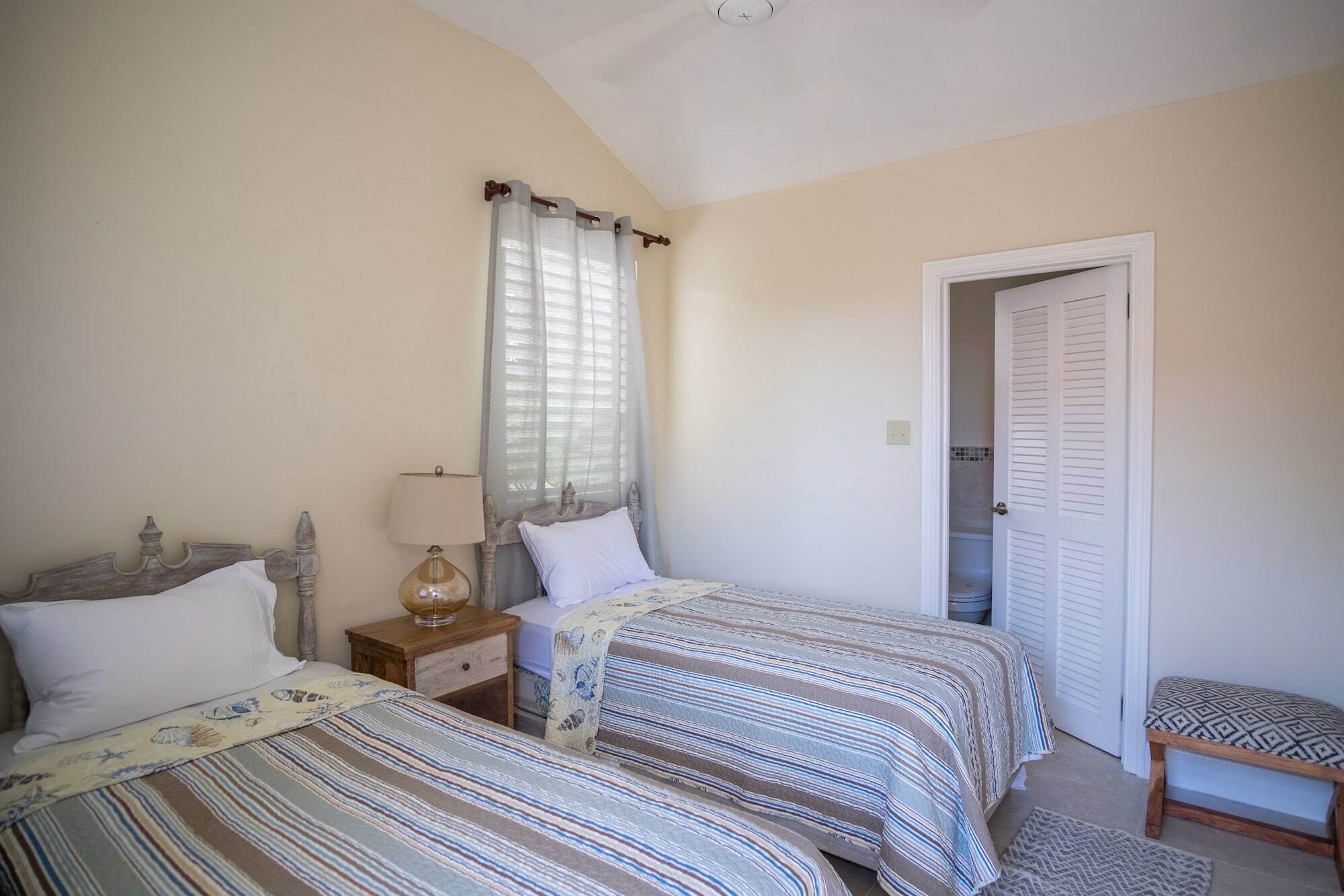 Sunspot Villa Runaway Bay Εξωτερικό φωτογραφία